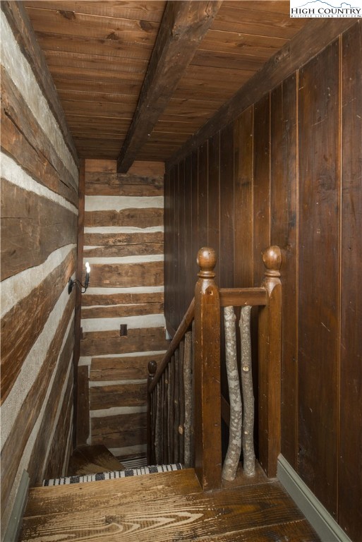 1534 Highway 194 Boone, NC 28607 - Photo 23 of 50 a view of entryway