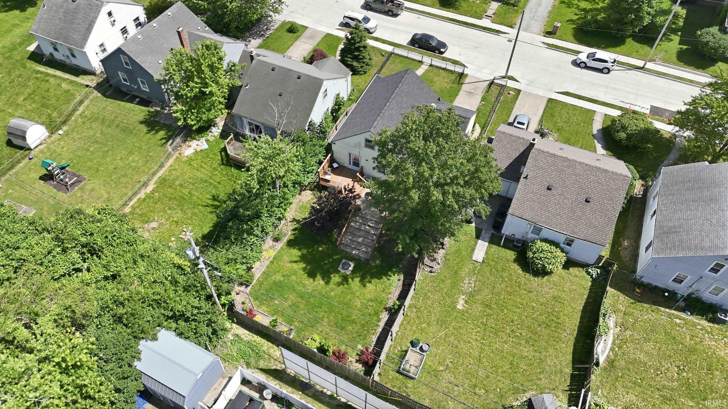 323 Field Street Fort Wayne, IN 46805 - Photo 4 of 46