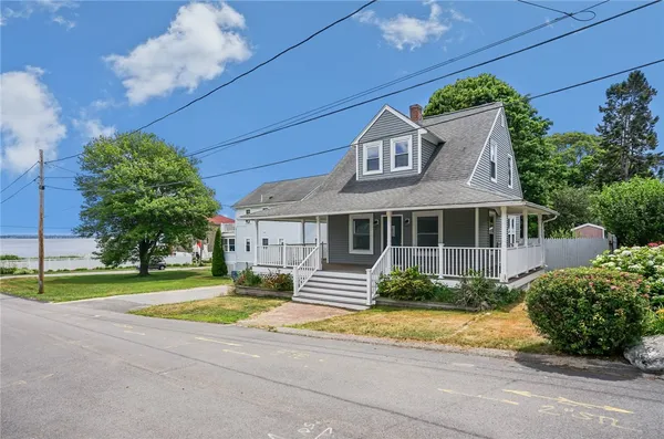 $550,000 | 34 Chapin Avenue, Warwick, RI 02889