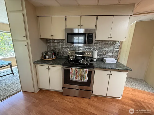 $155,000 | 1415 84th Street Southeast, Unit 196, Everett, WA 98208