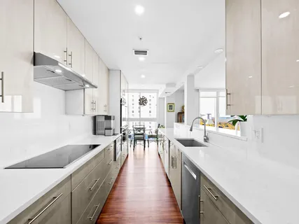 $1,649,000 | 715 Bayshore Drive, Unit 904, Fort Lauderdale, FL 33304