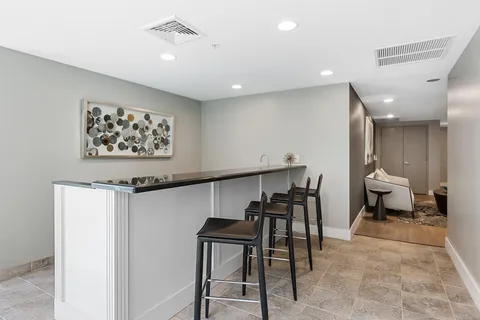 $1,649,000 | 715 Bayshore Drive, Unit 904, Fort Lauderdale, FL 33304