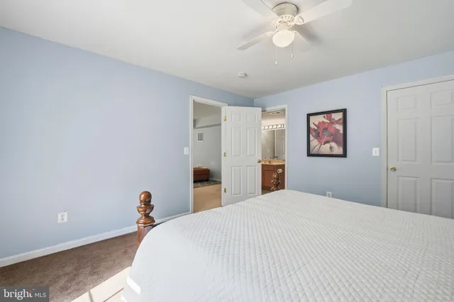 $869,900 | 14979 Hopewells Landing Drive, Gainesville, VA 20155