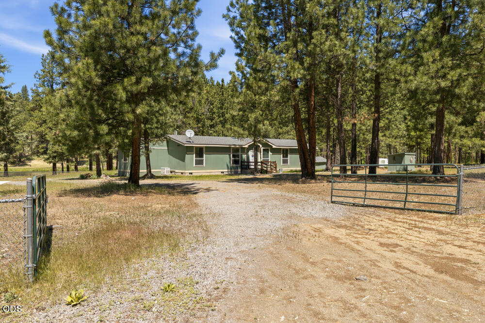 3587 Gold Run Drive Chiloquin, OR 97624 - Photo 2 of 62