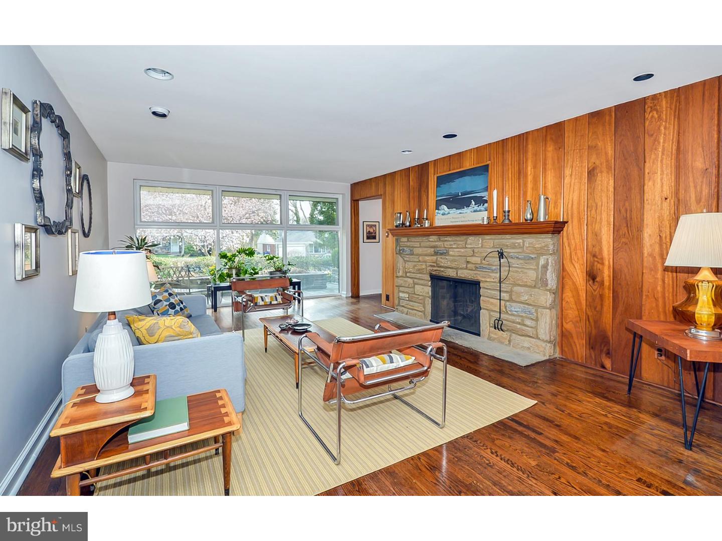 606 Webb Road Elkins Park, PA 19027 - Photo 1 of 19 Living Room