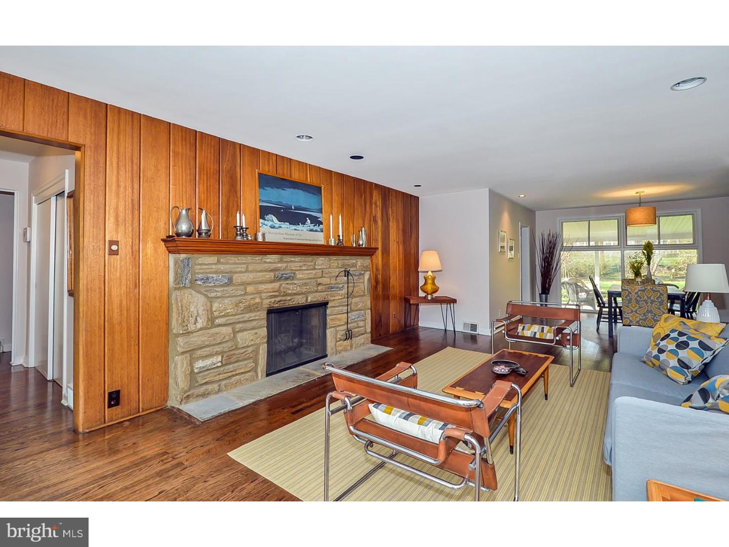 606 Webb Road Elkins Park, PA 19027 - Photo 3 of 19 Living Room