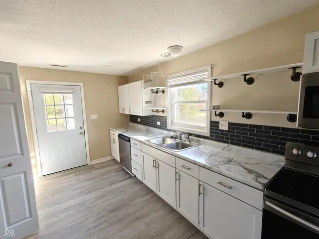 $217,500 | 59 Elm Drive, Plainfield, IN 46168