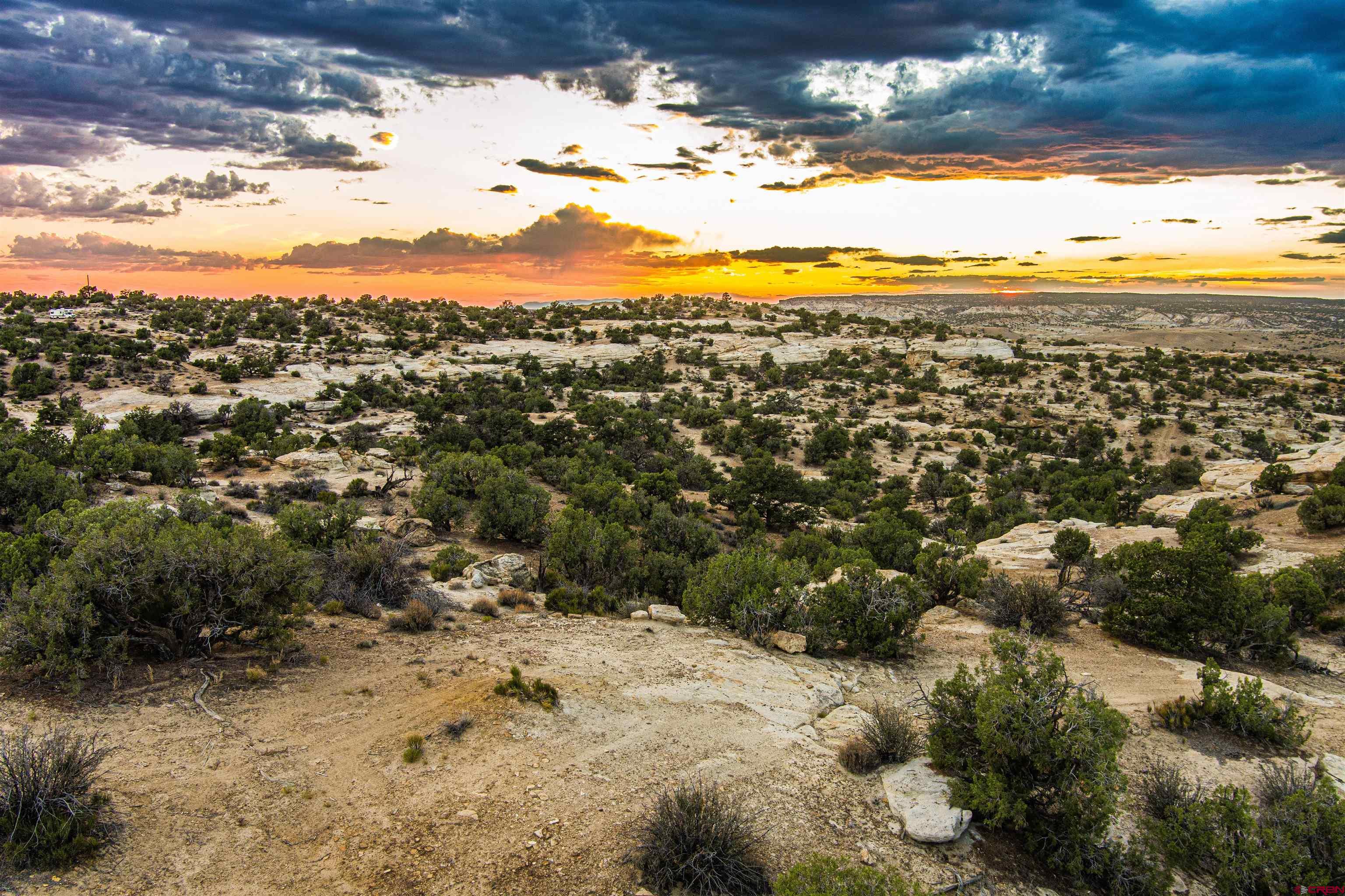 Nya Glade Road Farmington, NM 87401 - Photo 15 of 45 a view of city and ocean