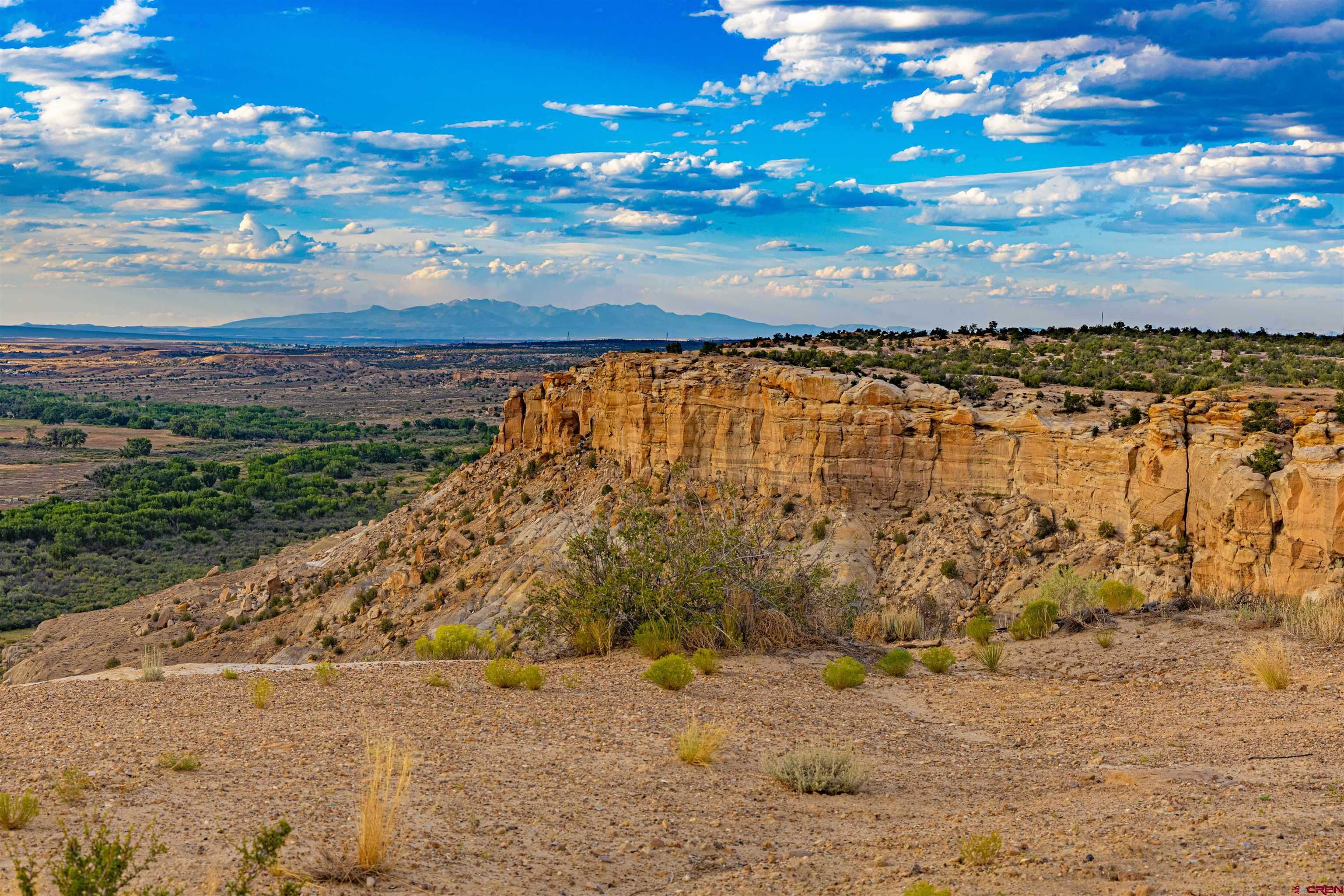 Nya Glade Road Farmington, NM 87401 - Photo 43 of 45 a view of a pathway with a yard