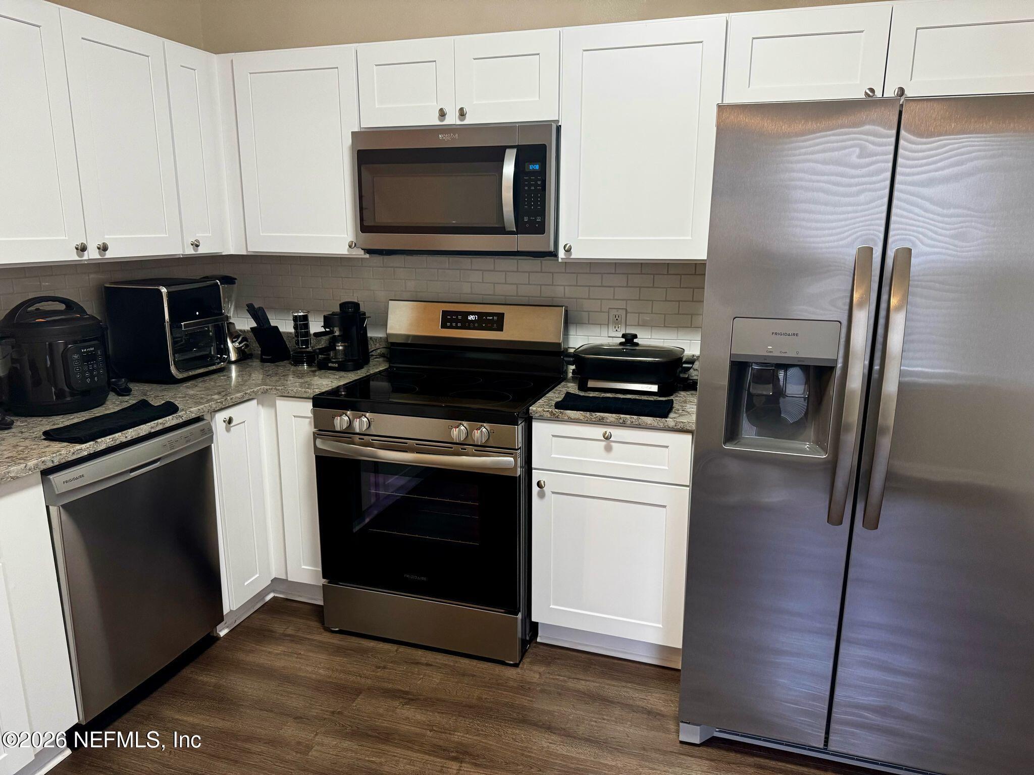 7946 Melvin Road Jacksonville, FL 32210 - Photo 6 of 11 11