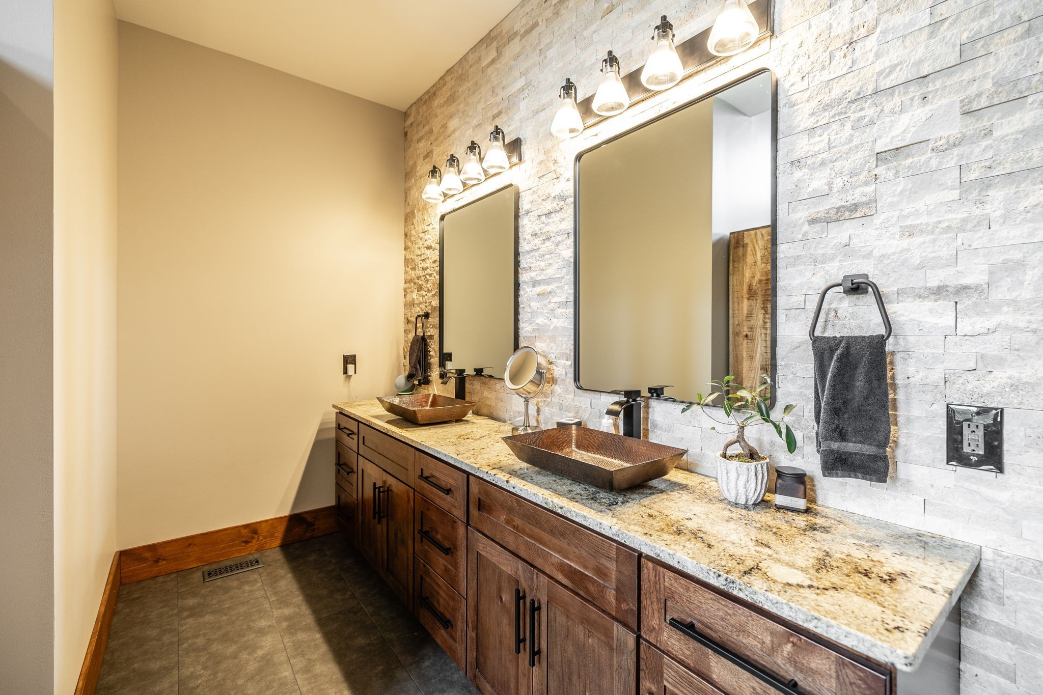 324 Lakeview Road Gallatin, TN 37066 - Photo 61 of 92 a bathroom with a granite countertop sink and a mirror