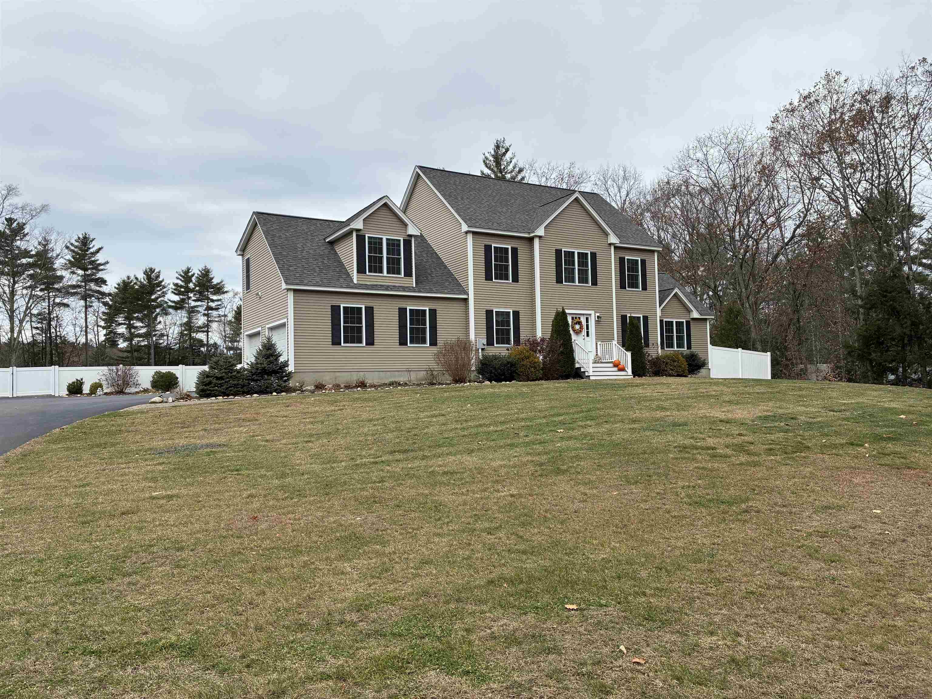 5 Sheldon Road Derry, NH 03038 - Photo 2 of 40 Gallery Image 2