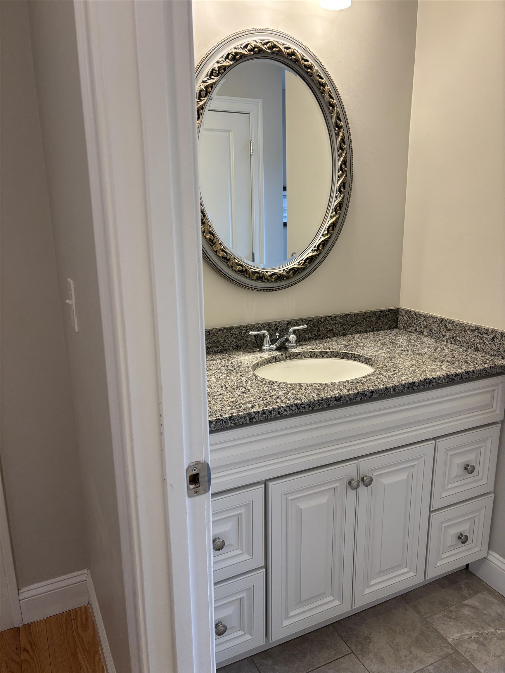5 Sheldon Road Derry, NH 03038 - Photo 22 of 40 Gallery Image 22