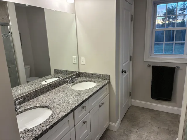 $840,000 | 5 Sheldon Road, Derry, NH 03038