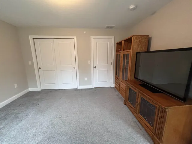 $840,000 | 5 Sheldon Road, Derry, NH 03038