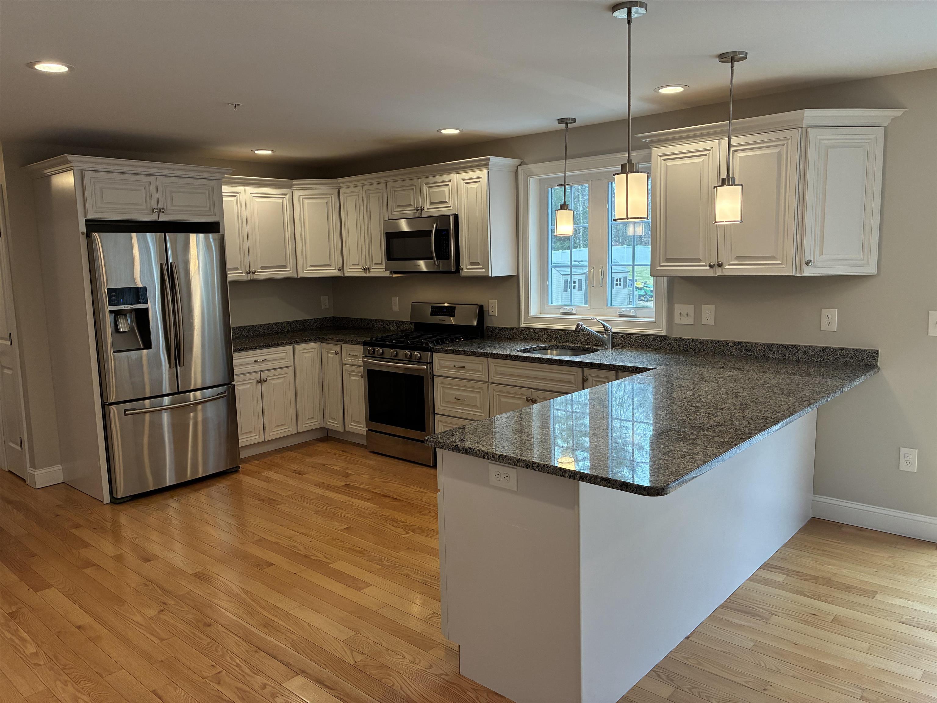 5 Sheldon Road Derry, NH 03038 - Photo 7 of 40 Gallery Image 7