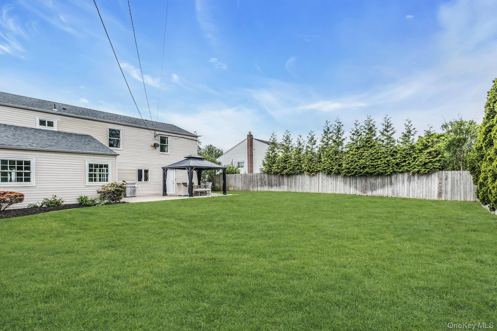 95 Rumford Road Kings Park, NY 11754 - Photo 28 of 31
