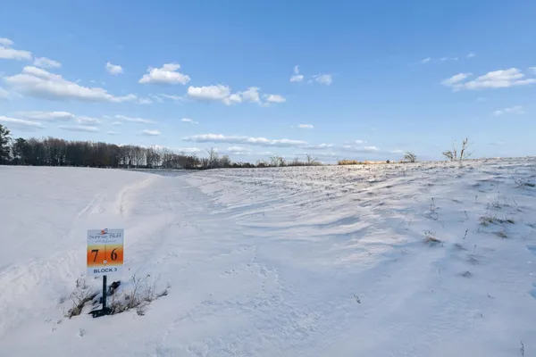 $86,000 | 5108 389th Trail, North Branch, MN 55056