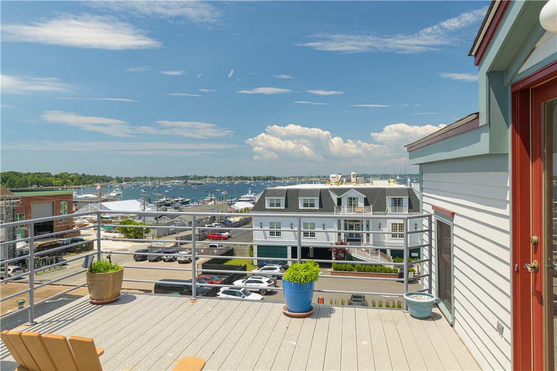 433 Thames Street, Unit E Newport, RI 02840 - Photo 1 of 49