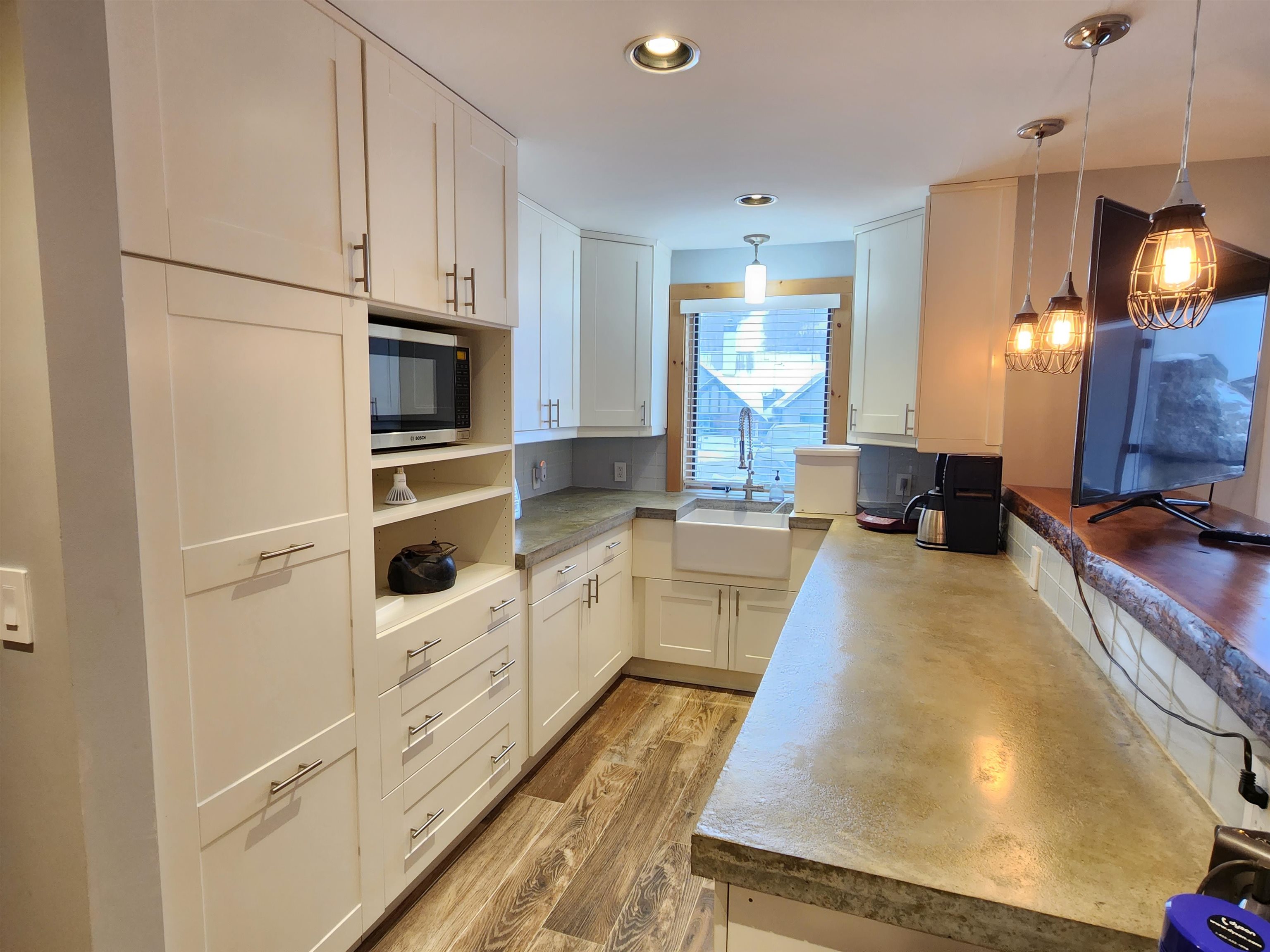 66 Coolidge Falls Road, Unit A Lincoln, NH 03251 - Photo 26 of 38