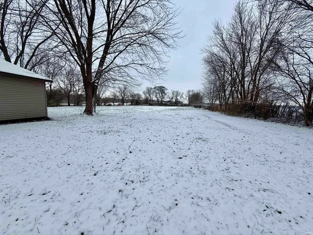 $120,000 | 38 West 800th Street North, Hazleton, IN 47640