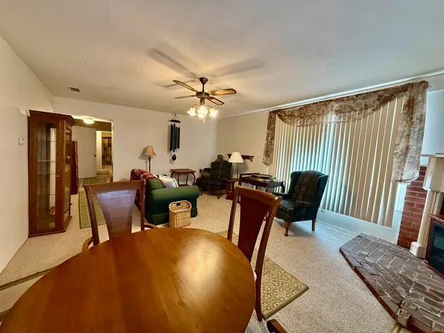 $120,000 | 38 West 800th Street North, Hazleton, IN 47640