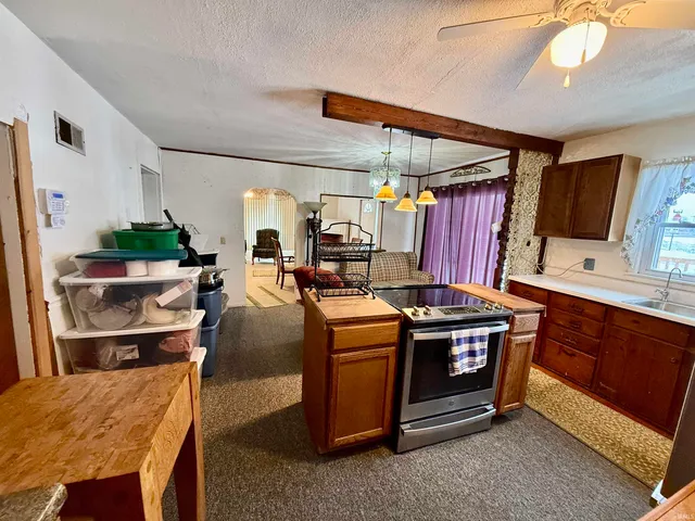 $120,000 | 38 West 800th Street North, Hazleton, IN 47640