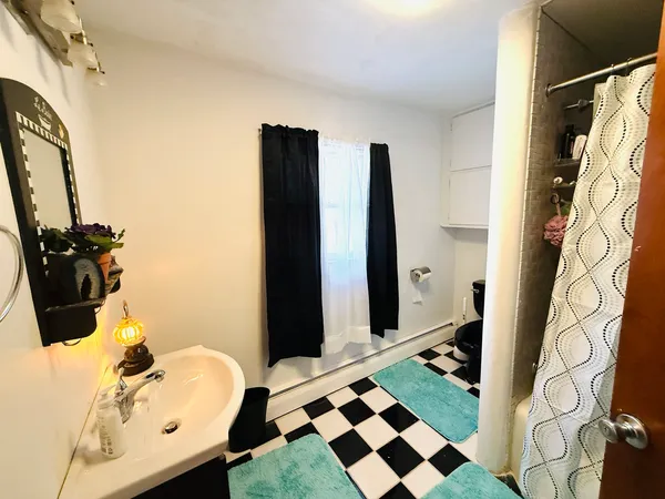 $149,000 | 816 East Elm Street, Hoopeston, IL 60942