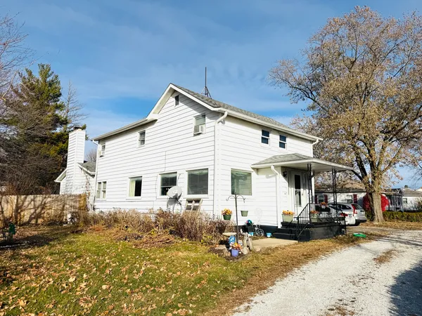 $149,000 | 816 East Elm Street, Hoopeston, IL 60942