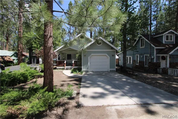 $2,000 | 42578 La Placida Avenue, Big Bear Lake, CA 92315
