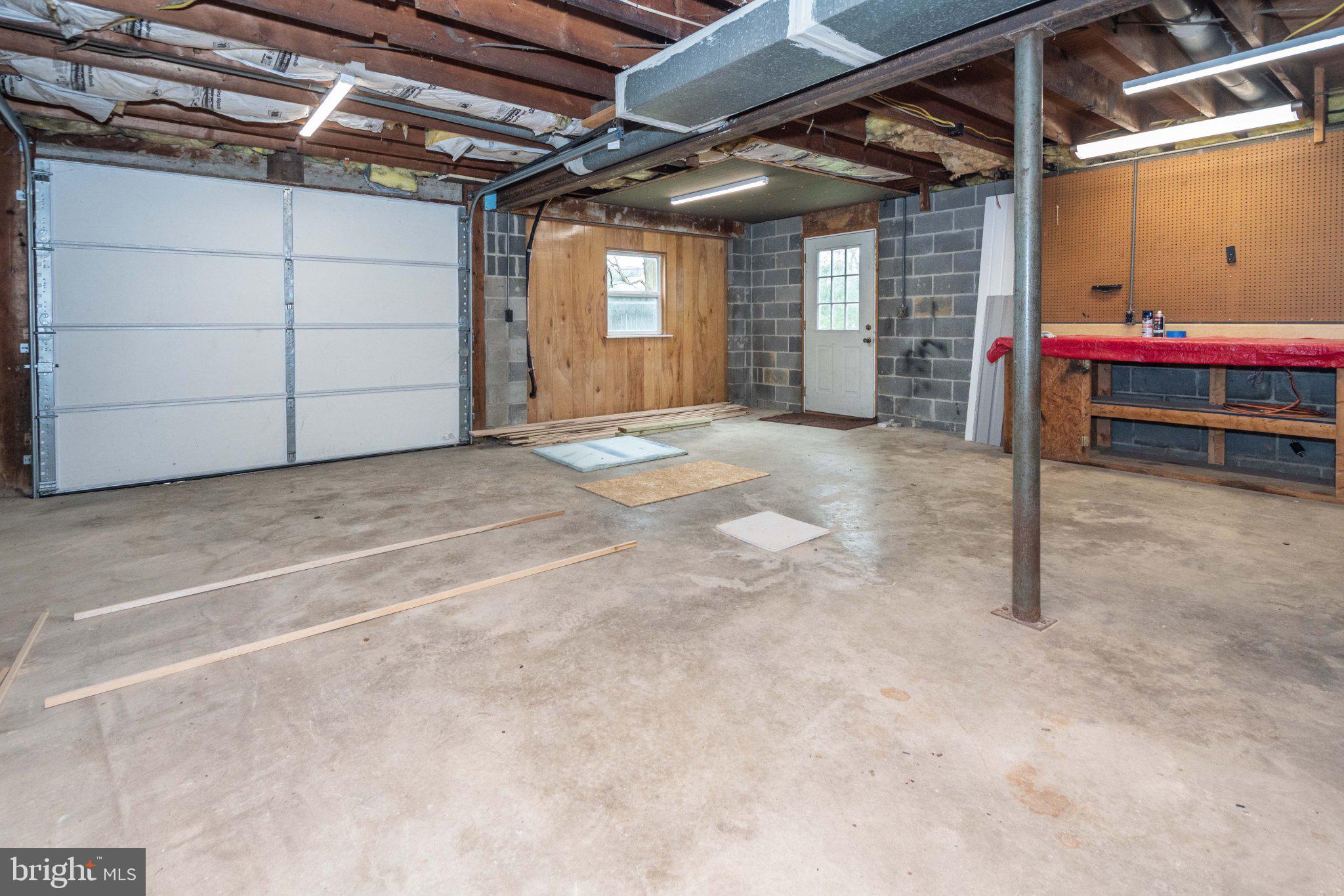 2155 Jennings Road Grantsville, MD 21536 - Photo 38 of 39 Spacious garage with potential.