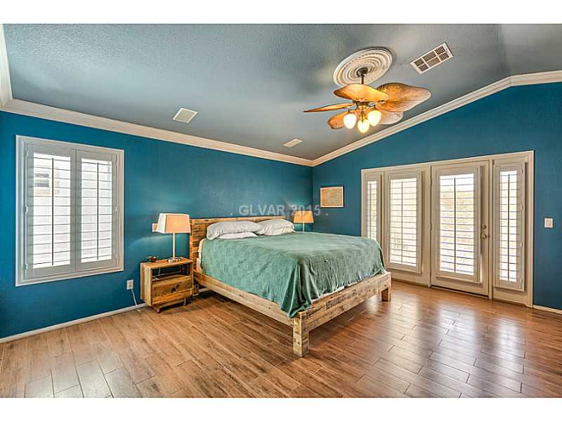 1517 Ravanusa Drive Henderson, NV 89052 - Photo 19 of 33 Master Bedroom.