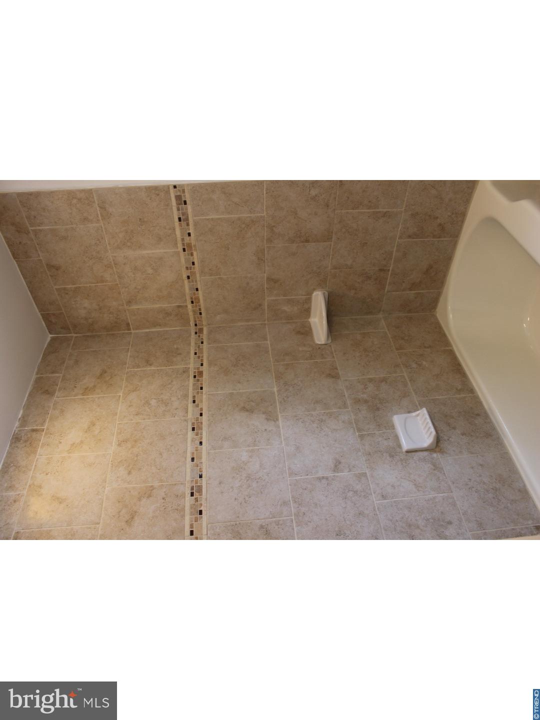 1013 Wayne Road Barrington, NJ 08033 - Photo 4 of 6