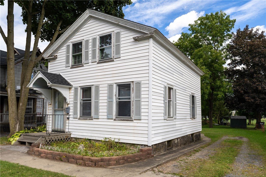 168 Canal Street Lyons, NY 14489 - Photo 2 of 28