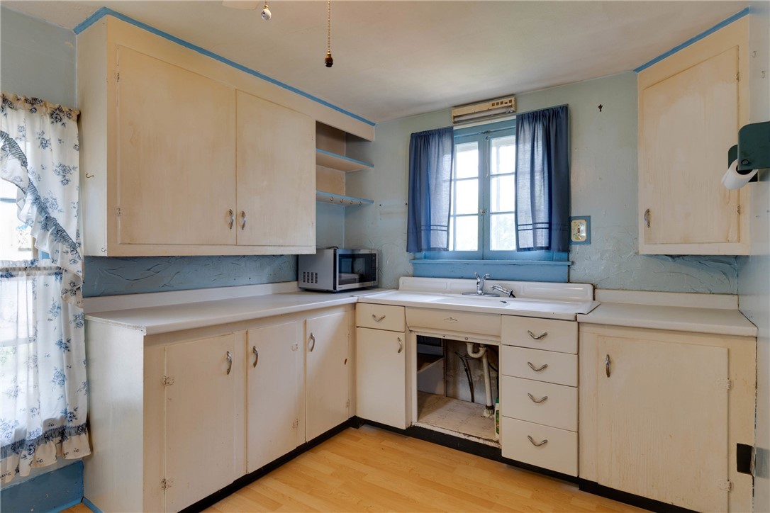 168 Canal Street Lyons, NY 14489 - Photo 5 of 28