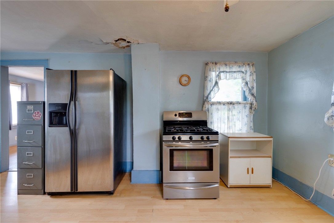 168 Canal Street Lyons, NY 14489 - Photo 6 of 28