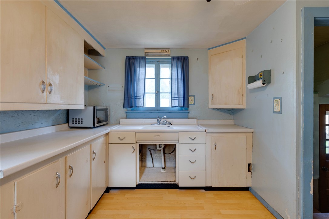 168 Canal Street Lyons, NY 14489 - Photo 7 of 28