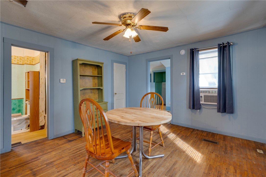 168 Canal Street Lyons, NY 14489 - Photo 9 of 28 Dining room