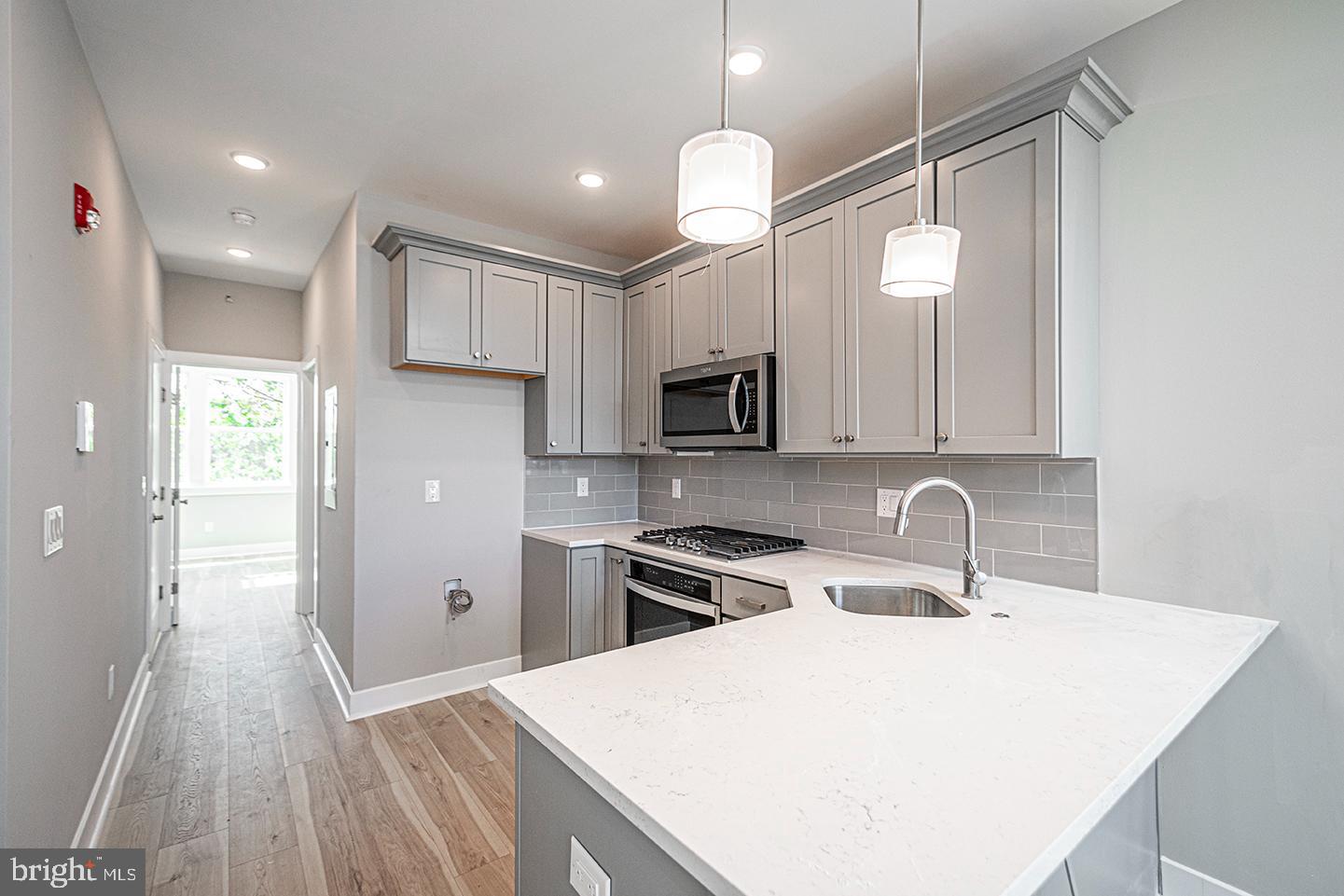 1020 South 53rd Street, Unit 3 Philadelphia, PA 19143 - Photo 4 of 11