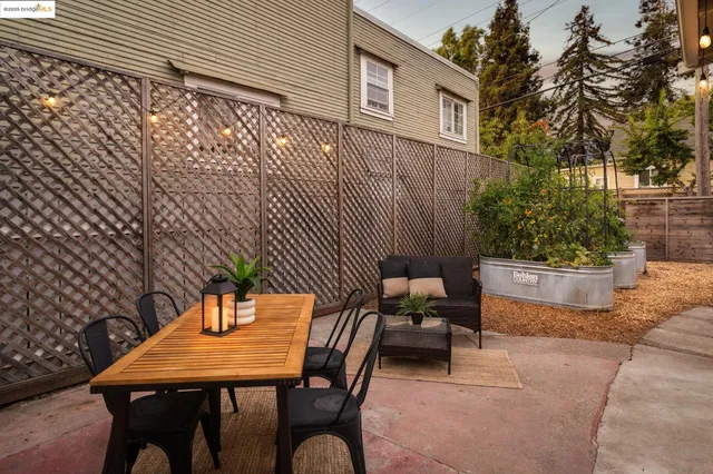 $699,000 | 3661 Loma Vista Avenue, Oakland, CA 94619