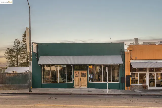 $699,000 | 3661 Loma Vista Avenue, Oakland, CA 94619