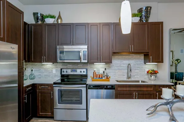 $2,251 | 2033 South Gessner Road, Unit 4411, Houston, TX 77063