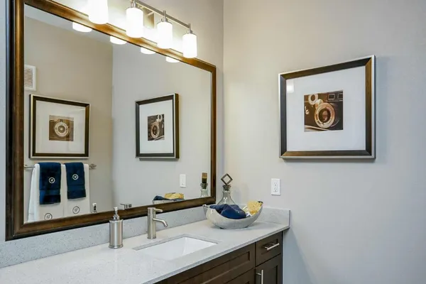 $2,281 | 2033 South Gessner Road, Unit 4411, Houston, TX 77063
