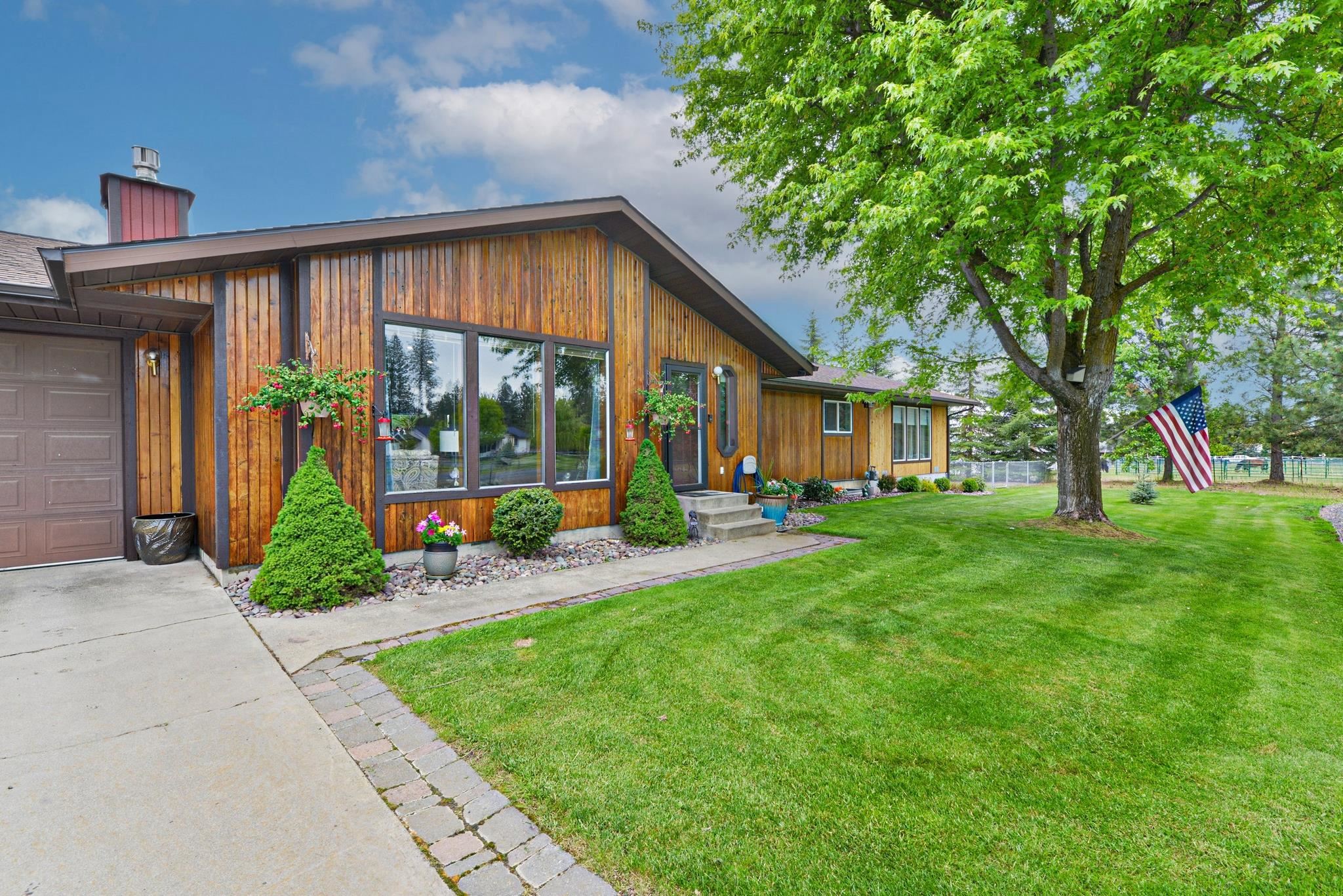 5024 East Ballard Road Colbert, WA 99005 - Photo 2 of 34