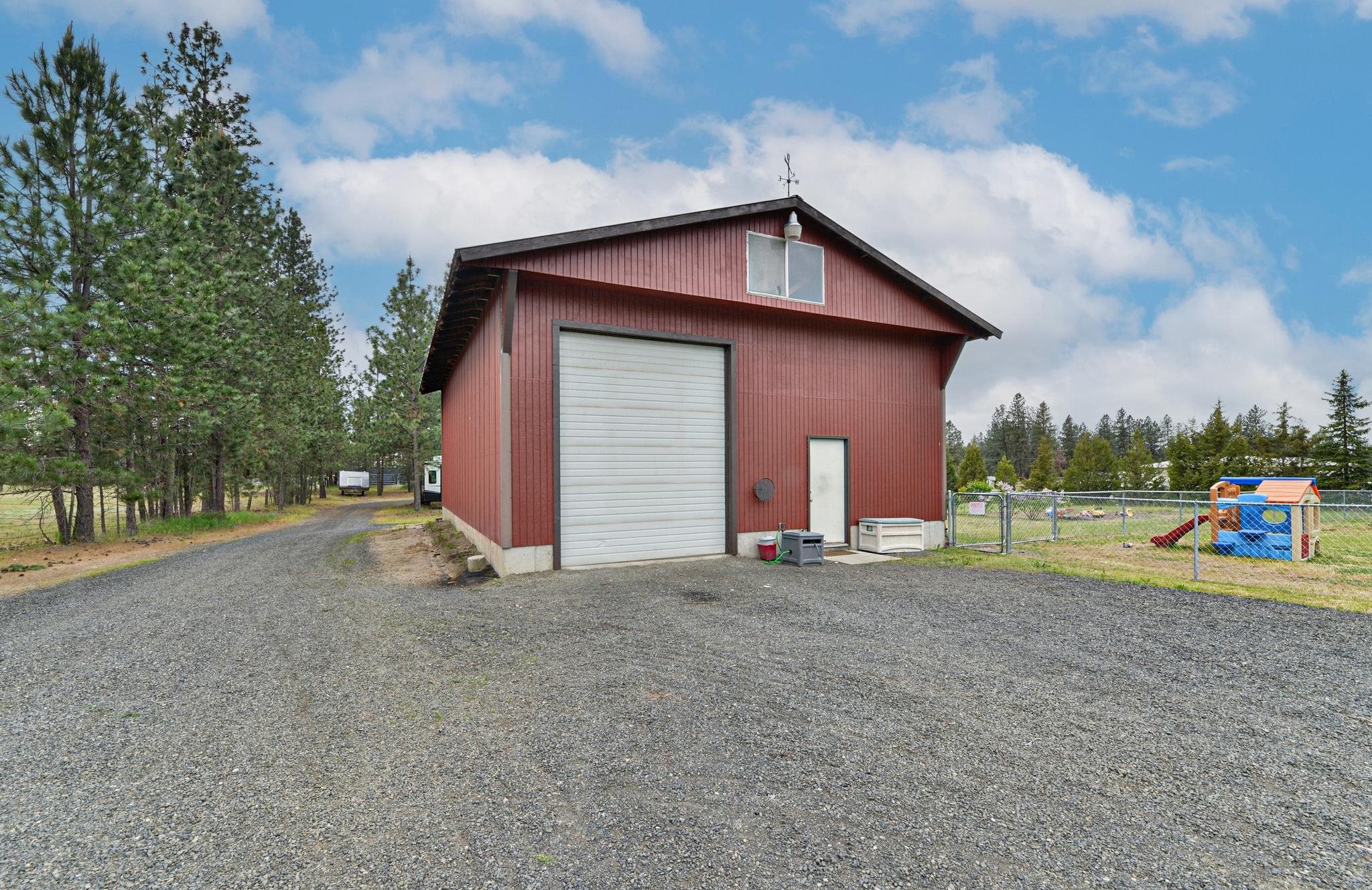 5024 East Ballard Road Colbert, WA 99005 - Photo 24 of 34