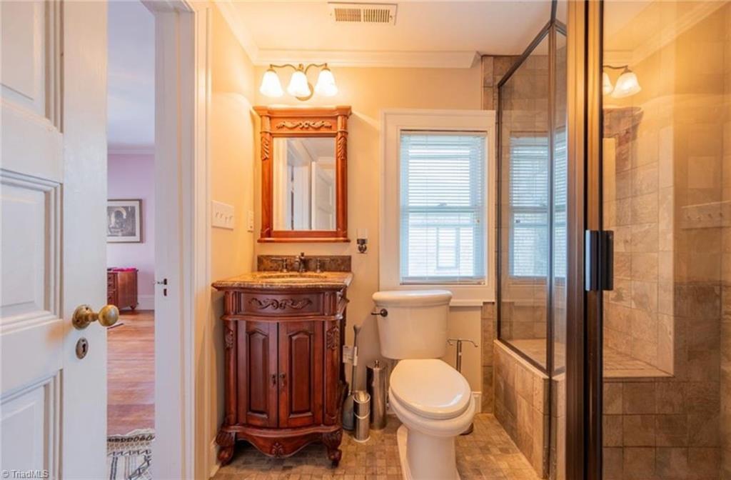 607 North Main Street Mount Airy, NC 27030 - Photo 21 of 39