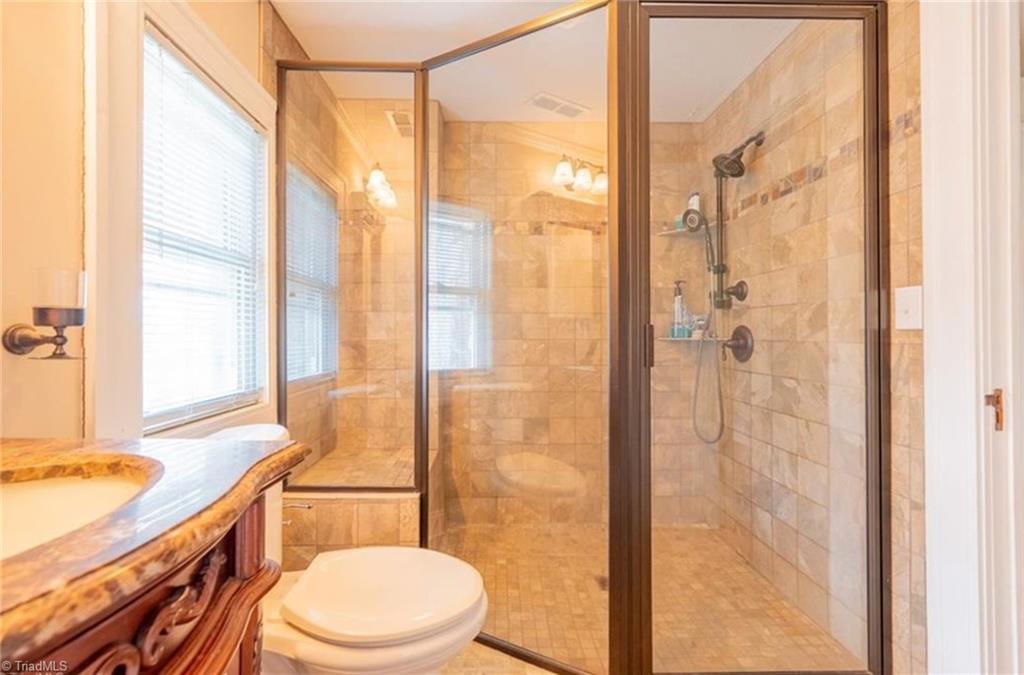 607 North Main Street Mount Airy, NC 27030 - Photo 22 of 39