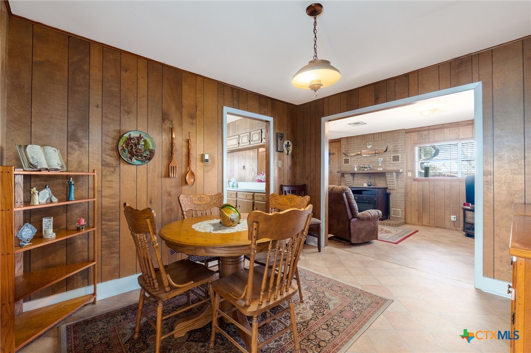 1003 North Ridge Street Lampasas, TX 76550 - Photo 14 of 44