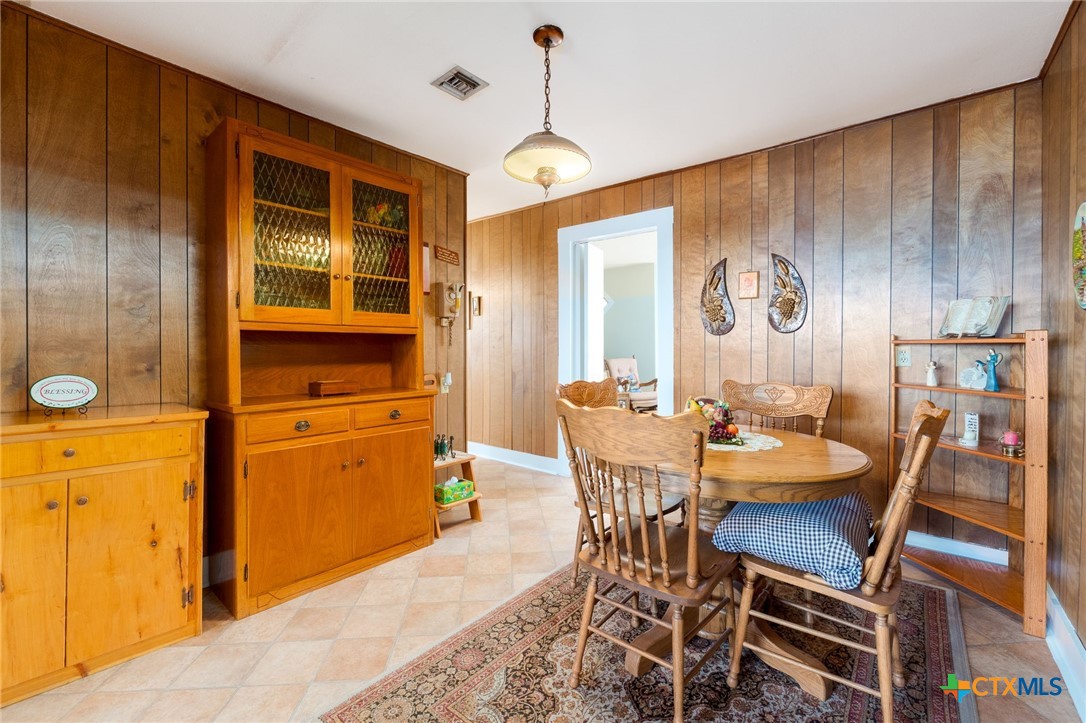 1003 North Ridge Street Lampasas, TX 76550 - Photo 15 of 44 a dining room with furniture and window