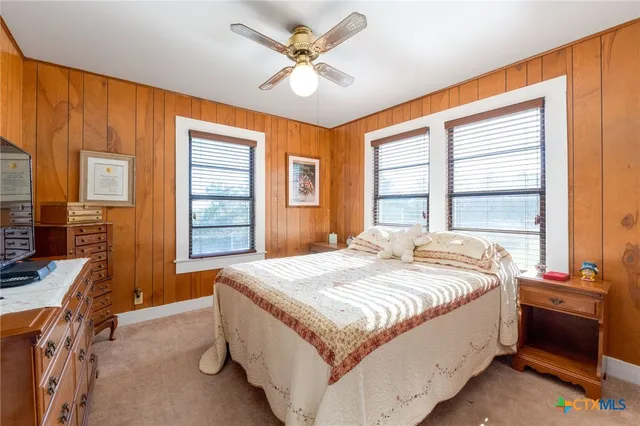 $439,000 | 1003 North Ridge Street, Lampasas, TX 76550